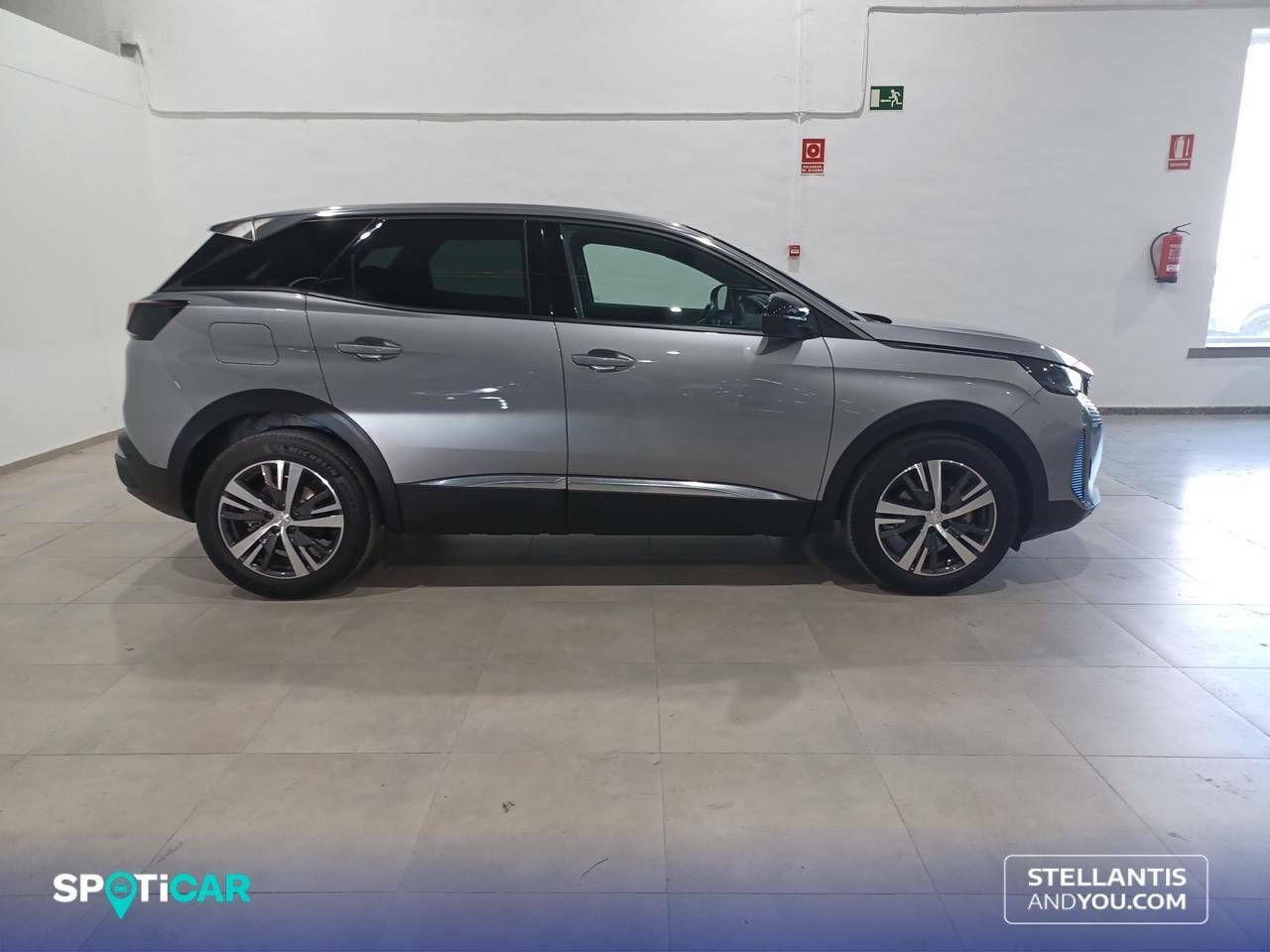 Peugeot 3008  1.2 PureTech 96KW S&S  EAT8 Allure Pack 7