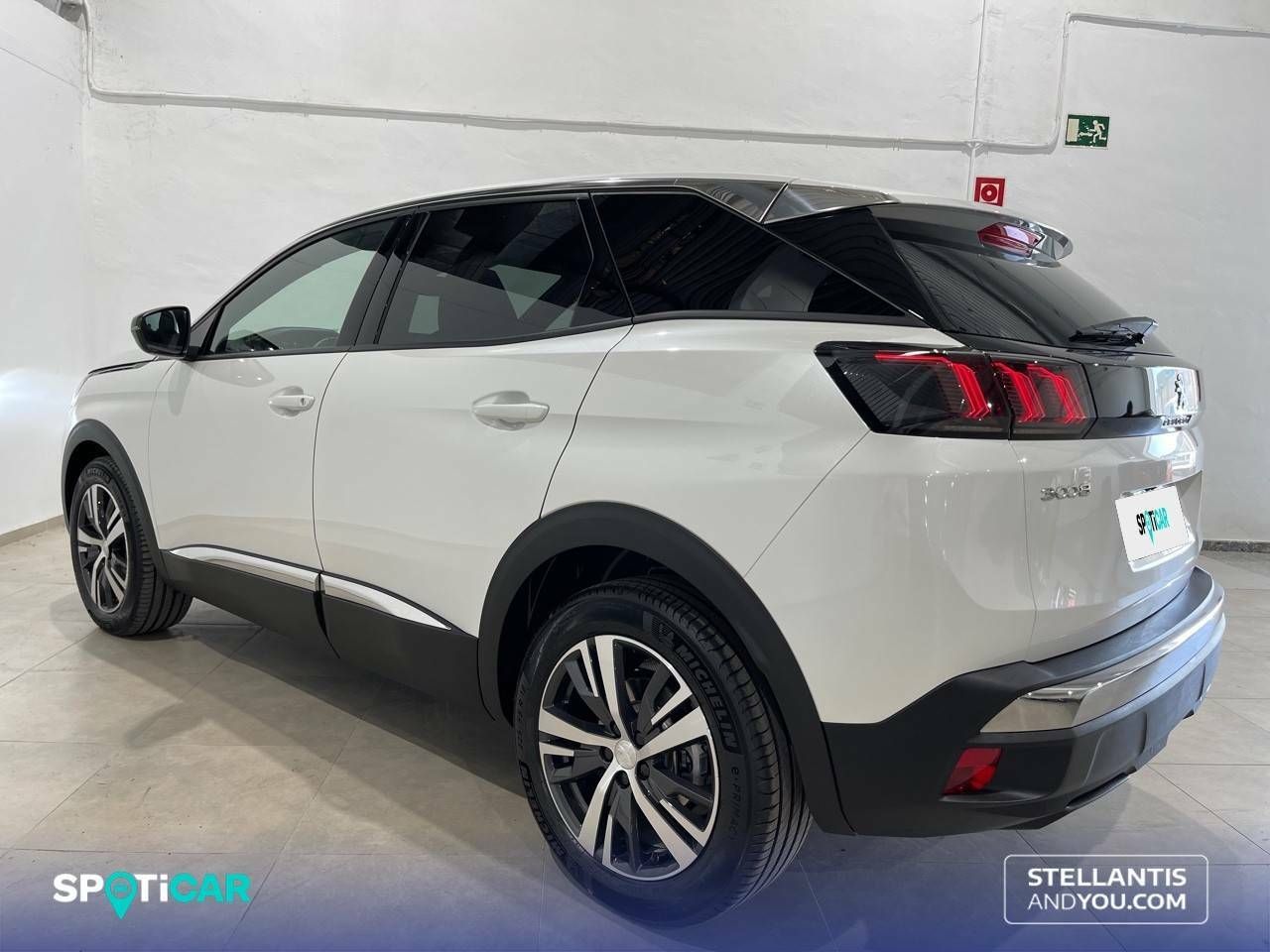 Peugeot 3008  1.2 100KW  eDCS6 Allure 13