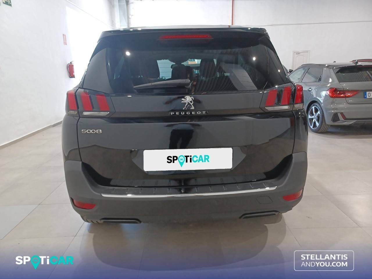 Peugeot 5008  1.5 BlueHDi 96kW (130CV) S&S  EAT8 Allure 9