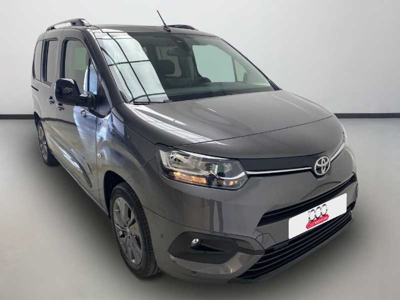 Toyota Proace City Verso Family Active L1 1.5D 130cv EAT8 17