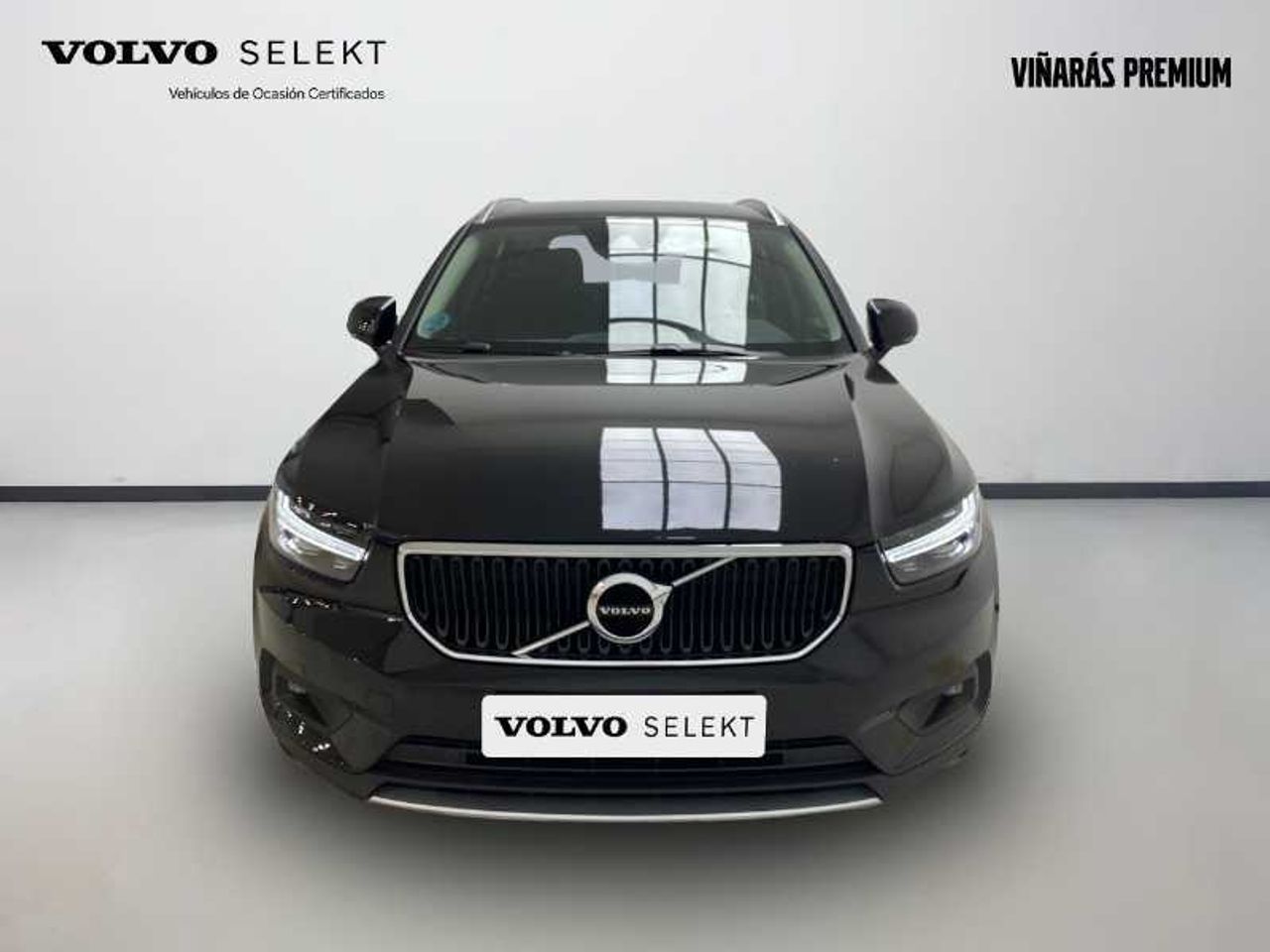 Volvo XC40 Momentum Pro T2 Automático 5