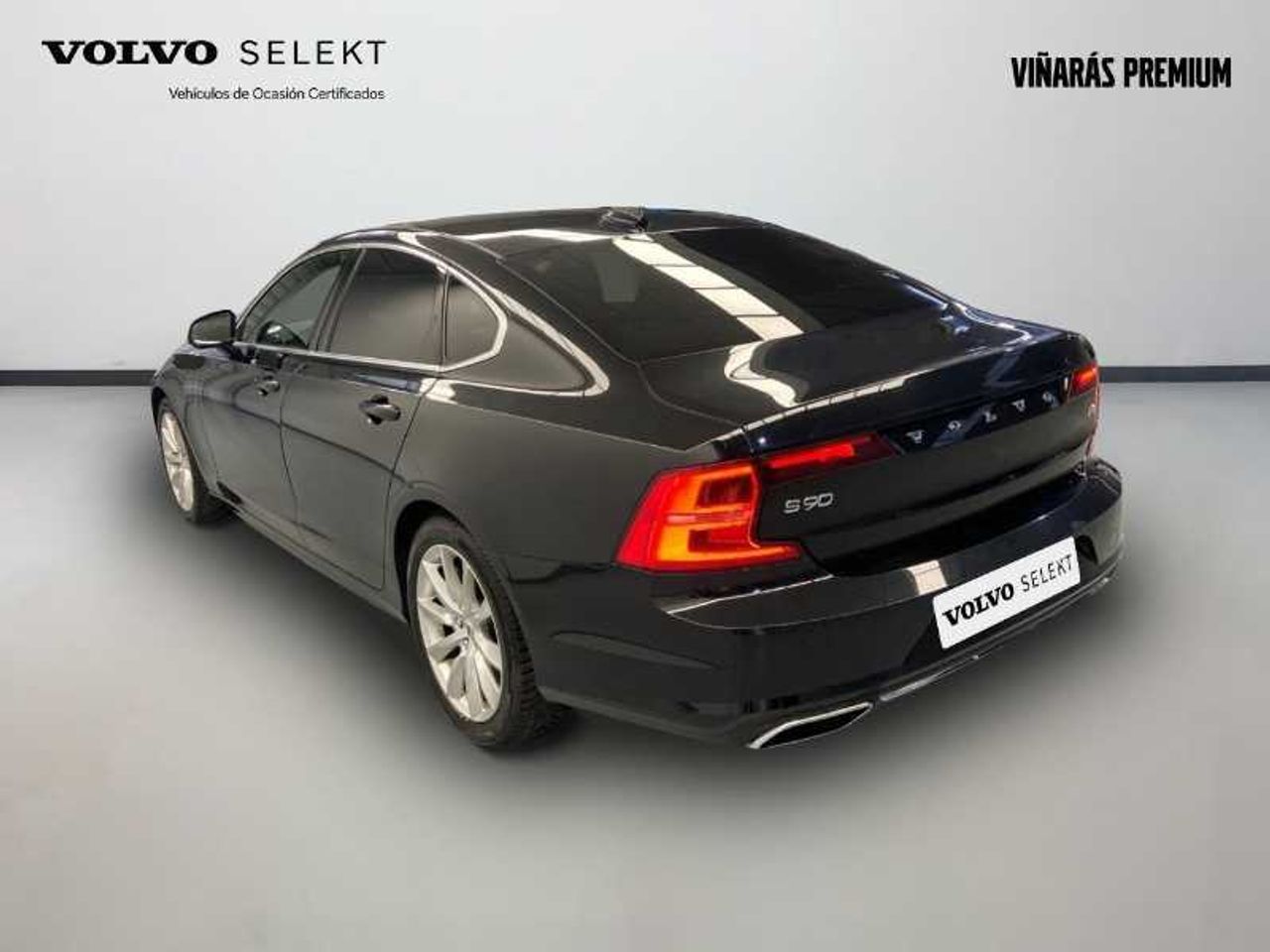 Volvo S90 T8 Twin Plug-In Hybrid Momentum AWD 3