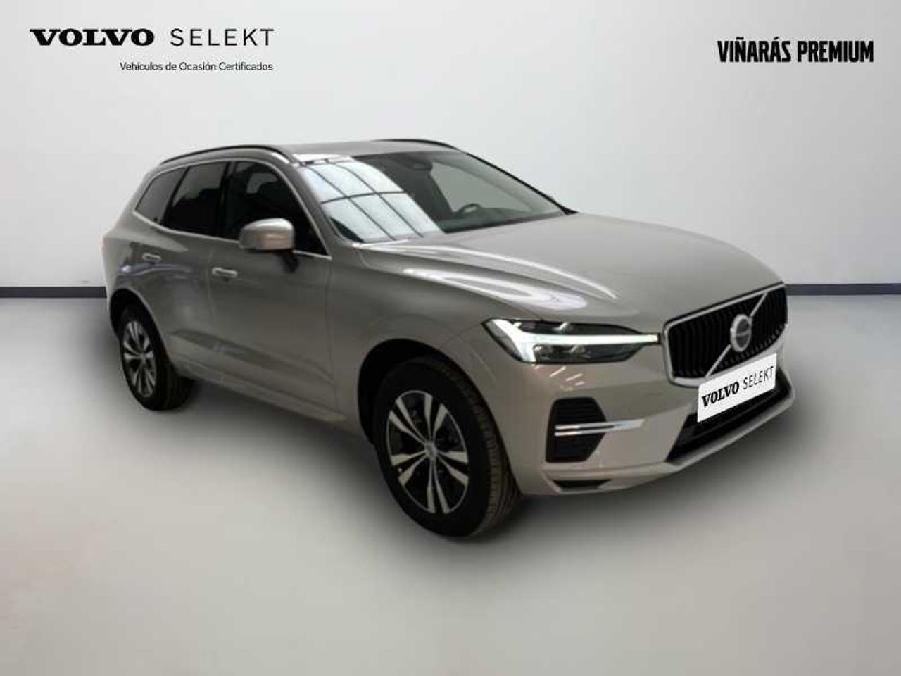 Volvo XC-60 B4 Momentum Pro (diésel) Auto 11