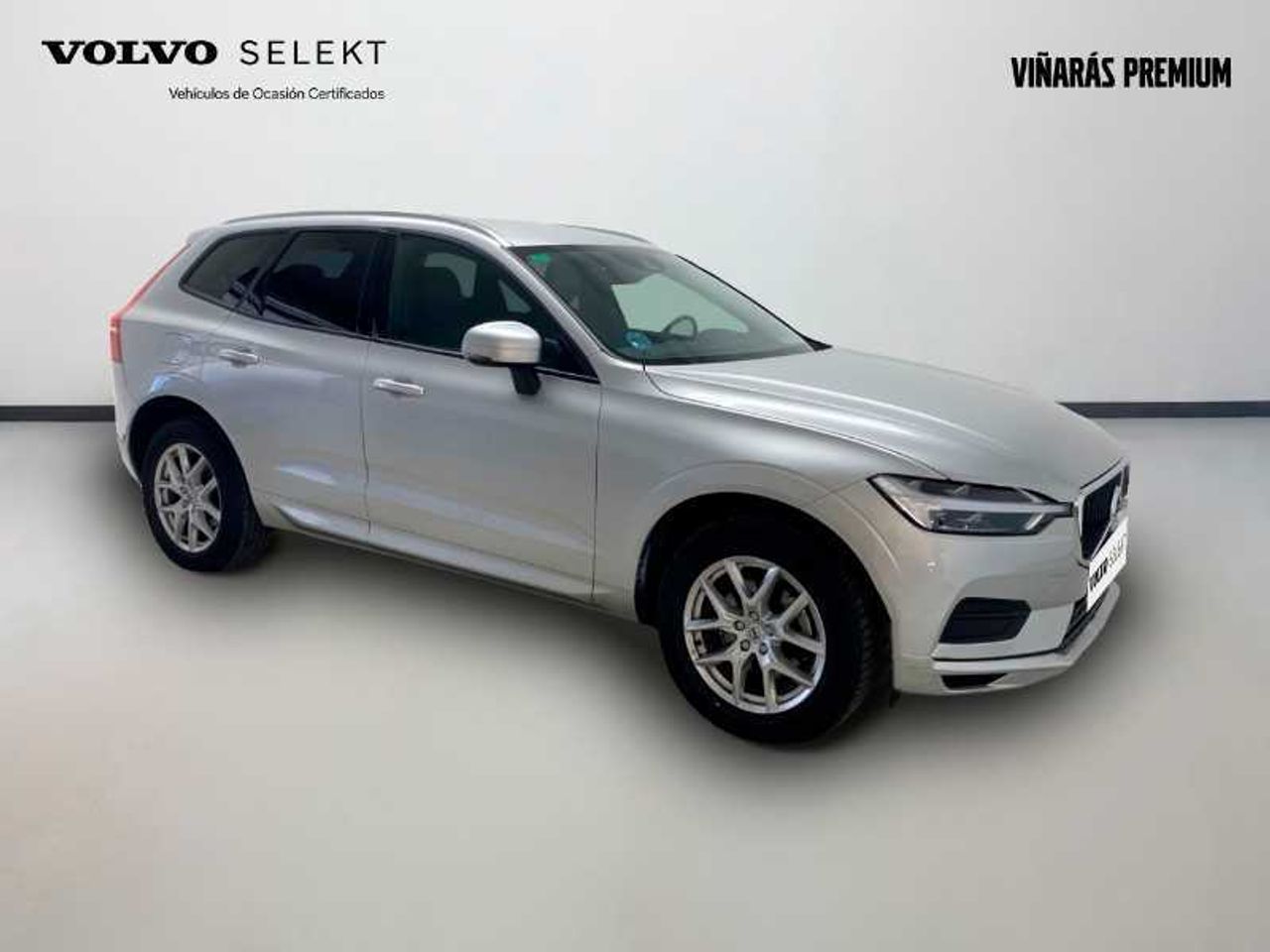 Volvo XC-60 D4 Momentum 190CV Auto 11