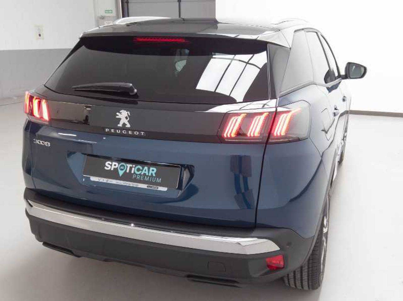 Peugeot 3008 NSUV  Allure Pack BlueHDi 130 S&S EAT8 19