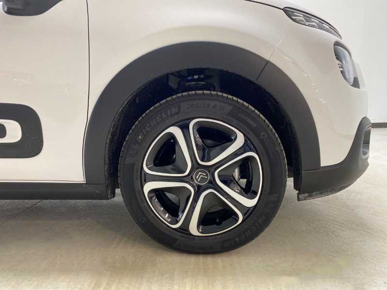 Citroën C3 Nuevo  Pure Tech 83 Plus 28