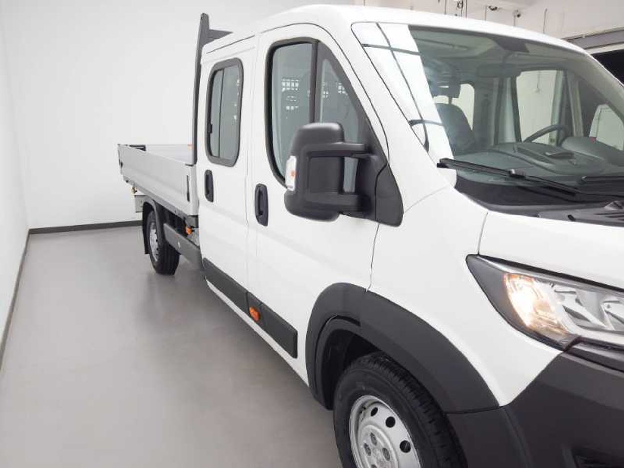 Peugeot Boxer Caja Doble Cabina 435 L4 BHDi 140 S&S 6 Vel. MAN 11