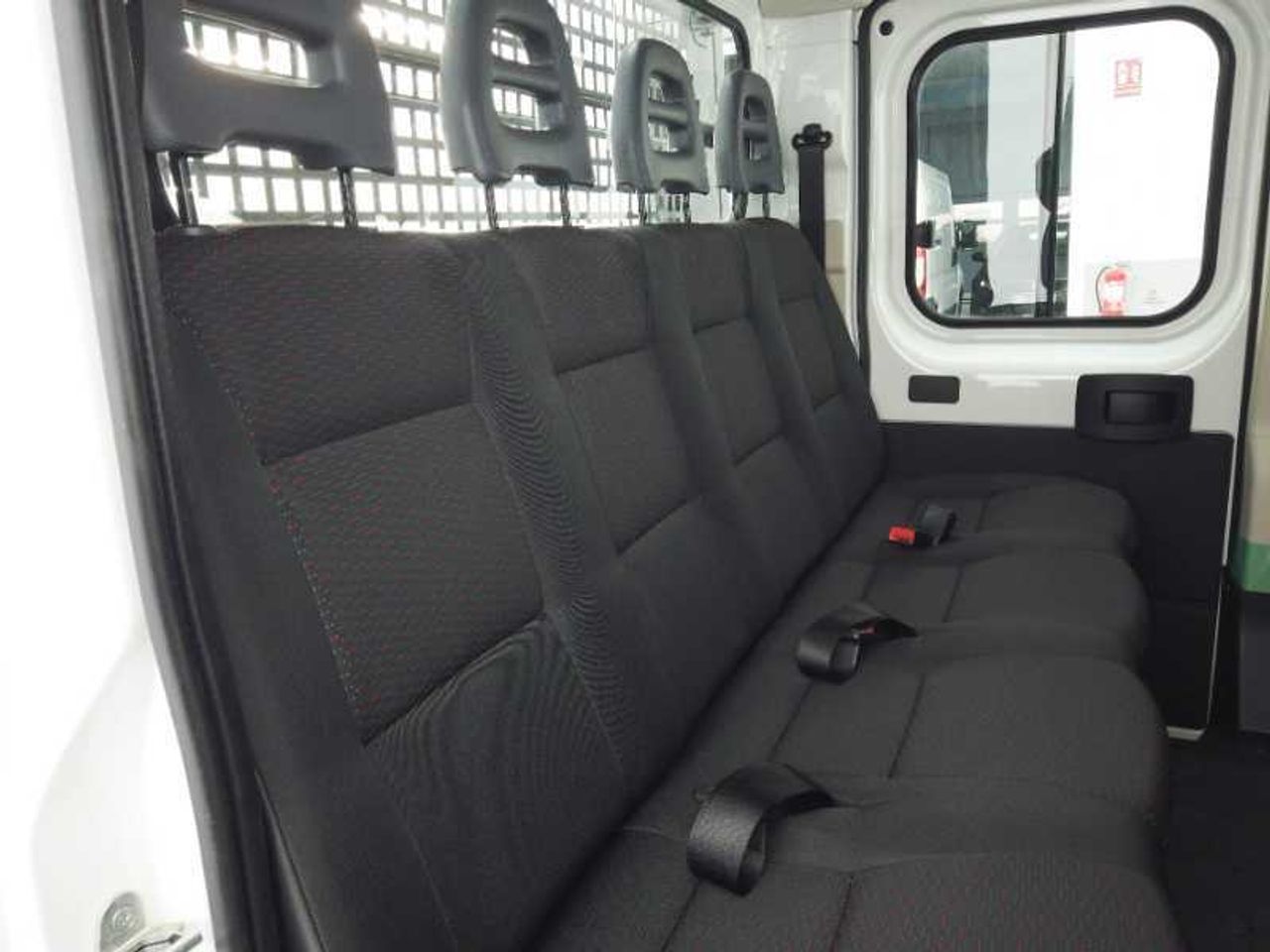 Peugeot Boxer Caja Doble Cabina 435 L4 BHDi 140 S&S 6 Vel. MAN 30