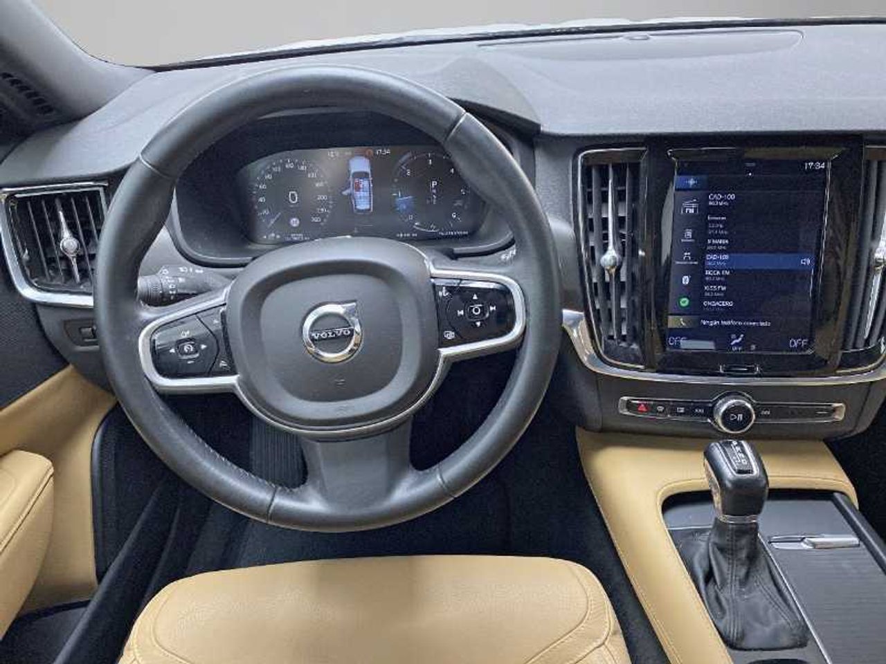 Volvo V90 Cross Country D4 AWD Automático 22