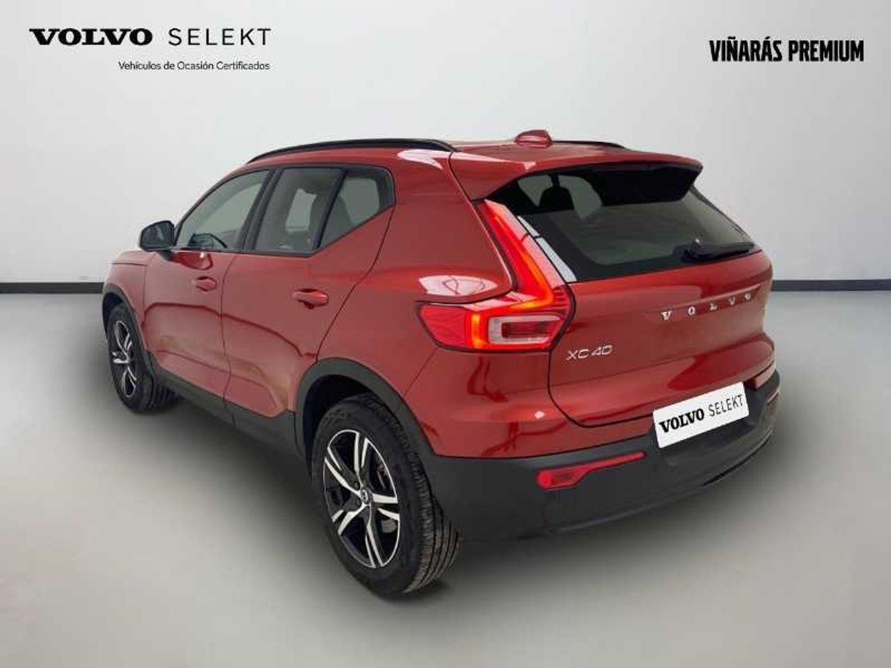 Volvo XC40 B3 (gasolina) Plus Dark Auto 3