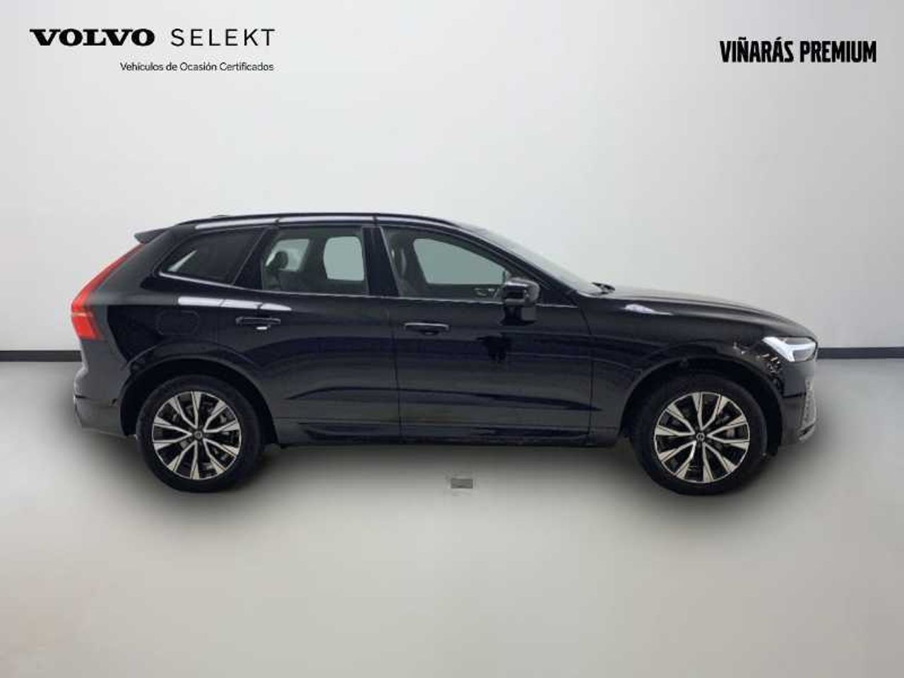 Volvo XC-60 B4 (Gasolina) Plus Dark Auto 9