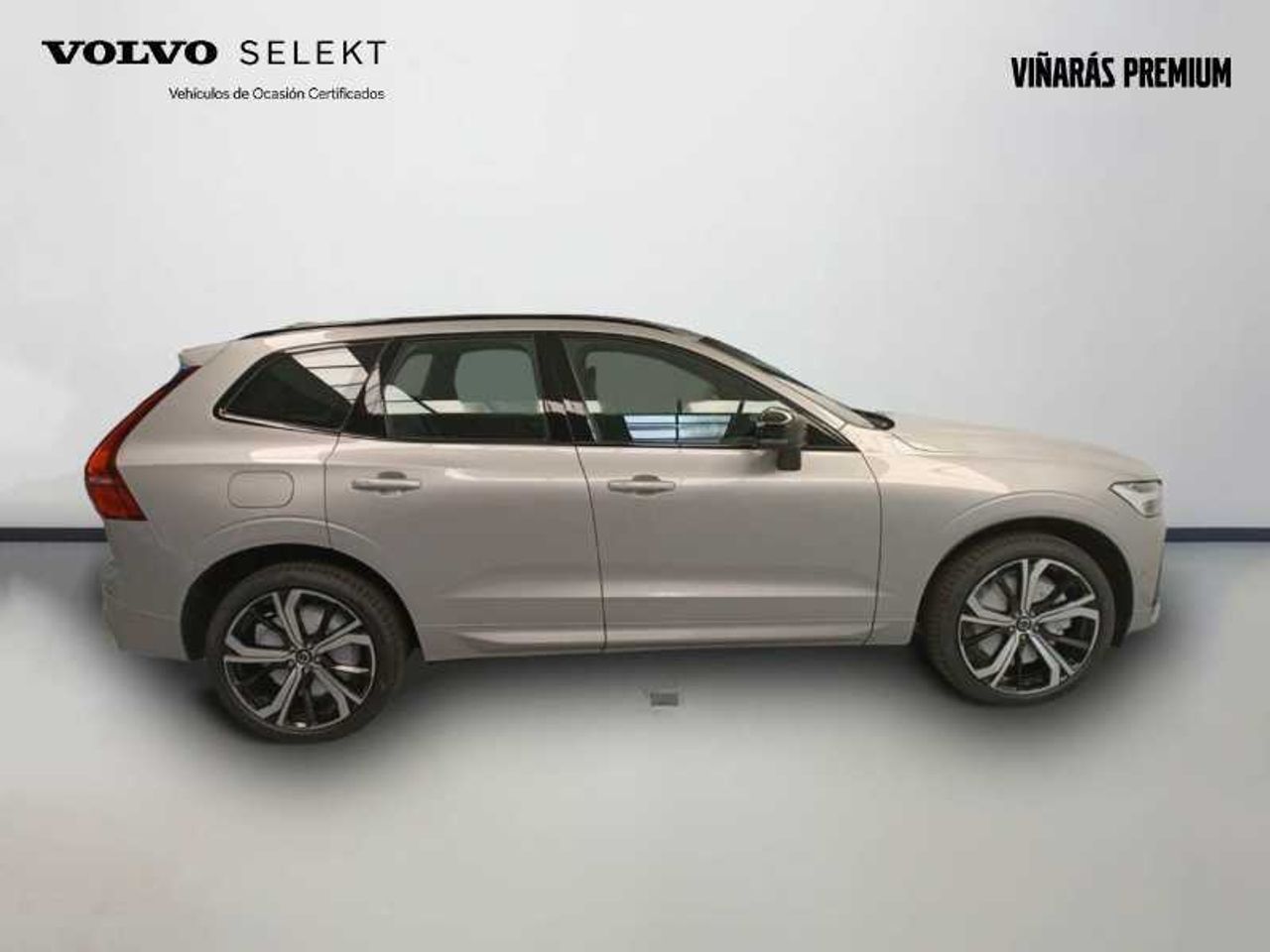 Volvo XC-60 B4 Dark Plus (D) Automatic 7