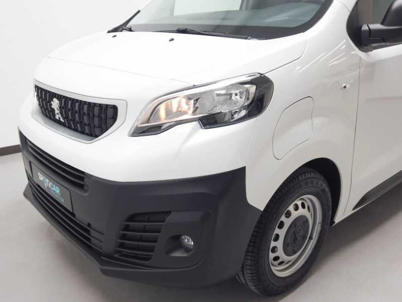 Peugeot e-Expert e-Expert Furgón Premiun Eléctrico 100Kw Batería 75Kwh Standard 9