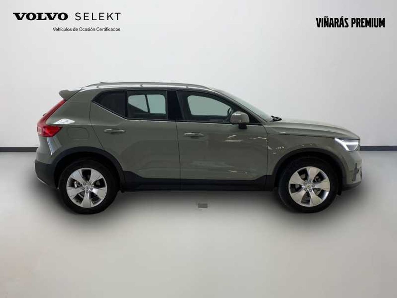 Volvo XC40 T2 1.5 Core Auto 9