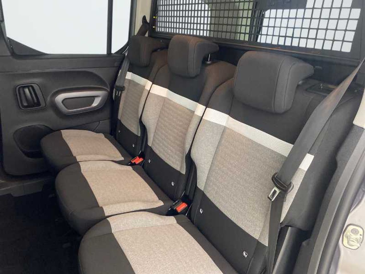 Citroën Berlingo Nuevo  Talla M BlueHDi 100 S&S 6v PLUS N1 19