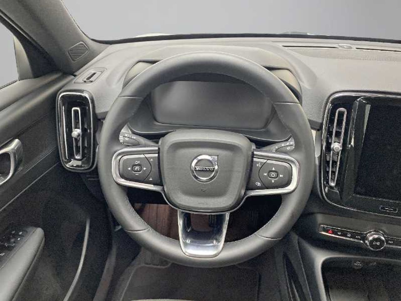 Volvo XC40 T2 1.5 Core Auto 30