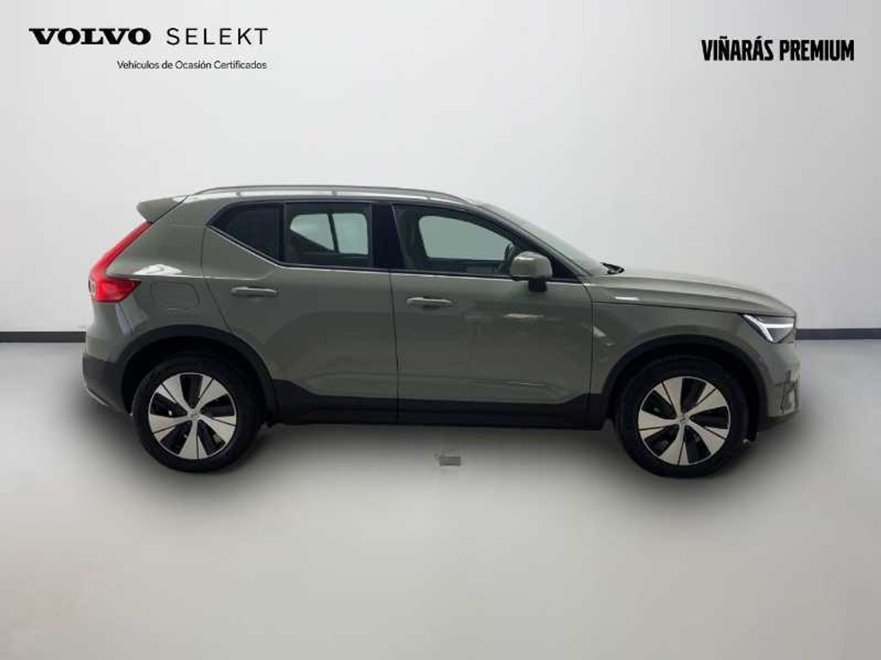 Volvo XC40 T2 1.5 Core Auto 9