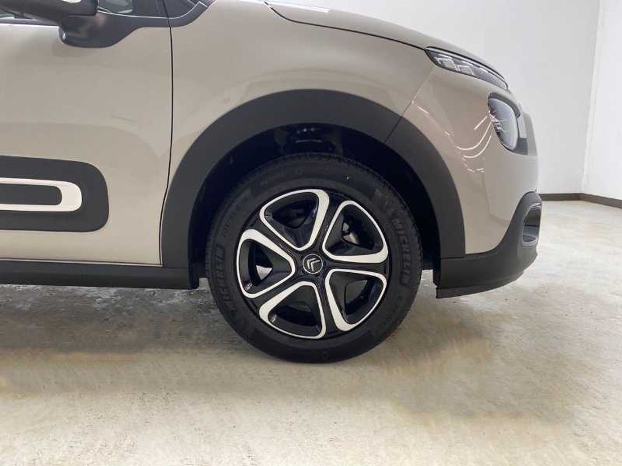 Citroën C3 Nuevo  Pure Tech 83 Plus 28