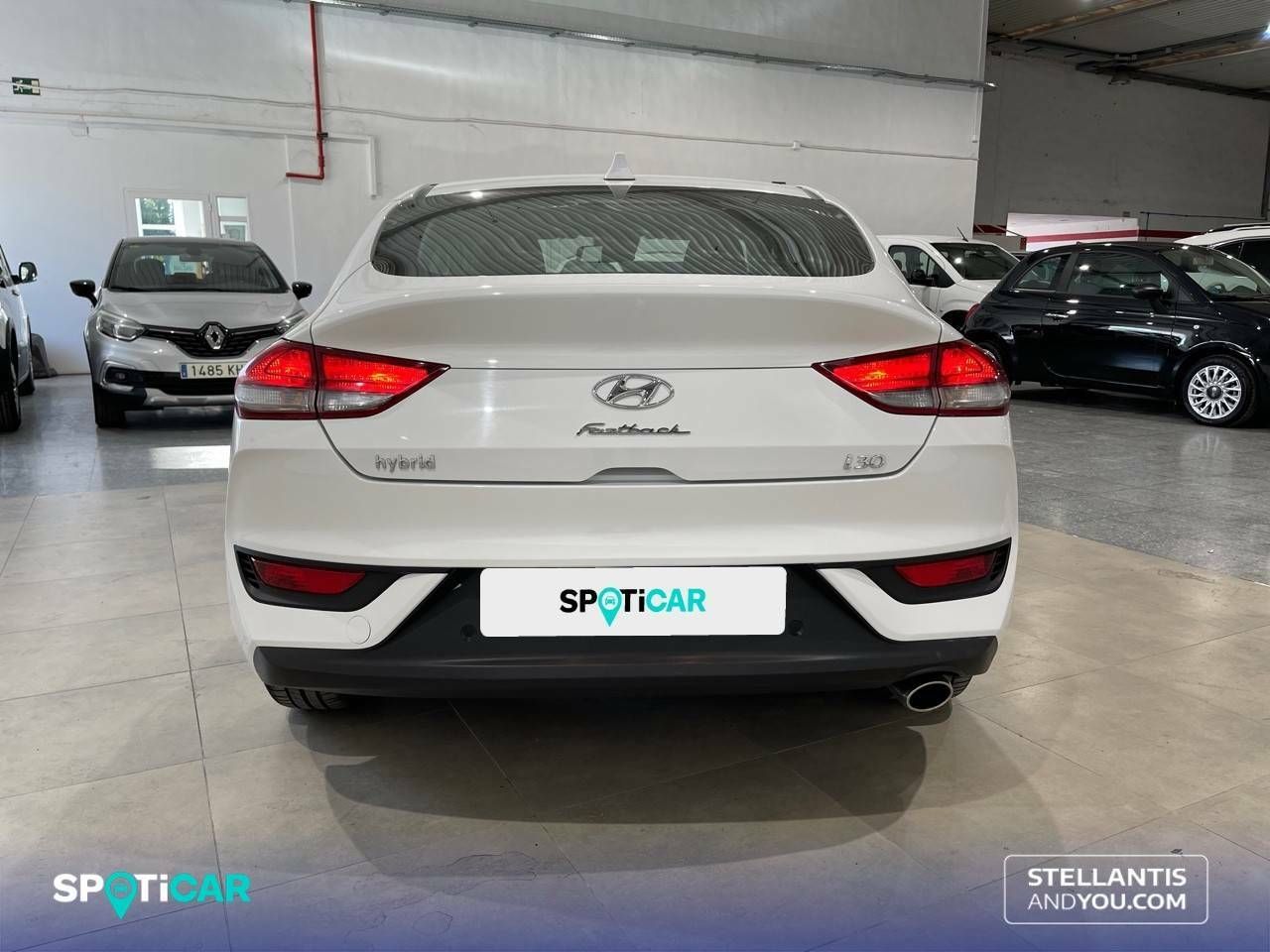 Hyundai i30  1.0 TGDI Essence Fastback 9