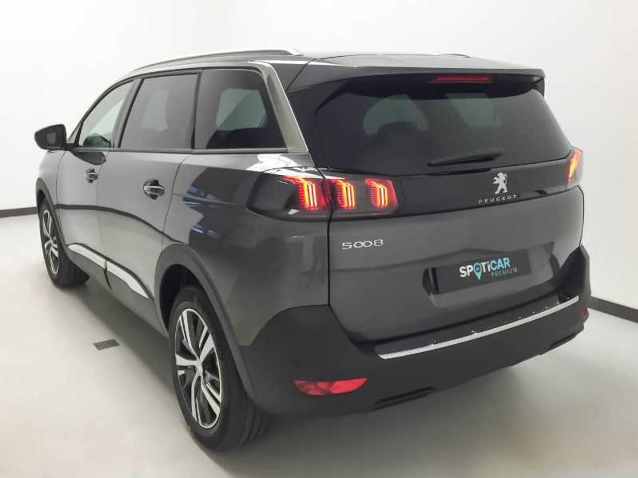 Peugeot 5008 NSUV  Allure Pack HYBRID 136 eDCS6 17