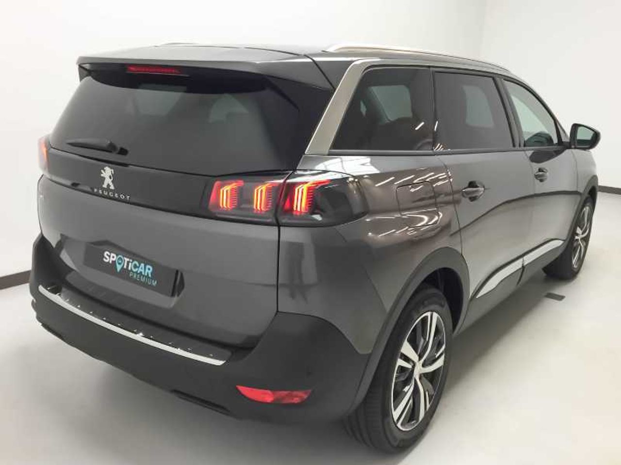 Peugeot 5008 NSUV  Allure Pack HYBRID 136 eDCS6 19