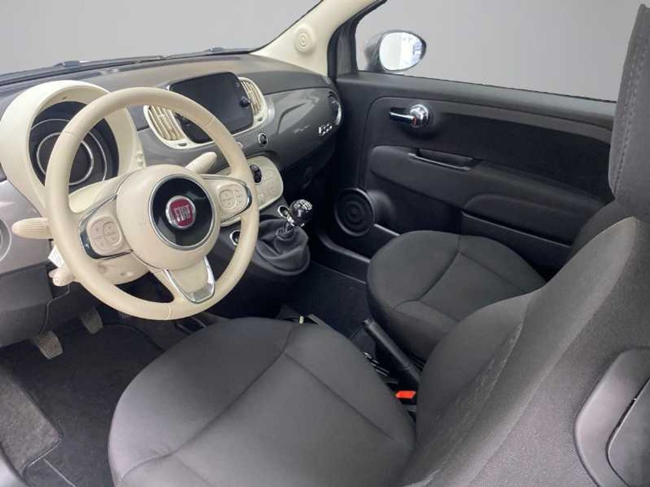 Fiat 500 FIAT  1.0 Hybrid 51kw (70CV) Dolcevita 17