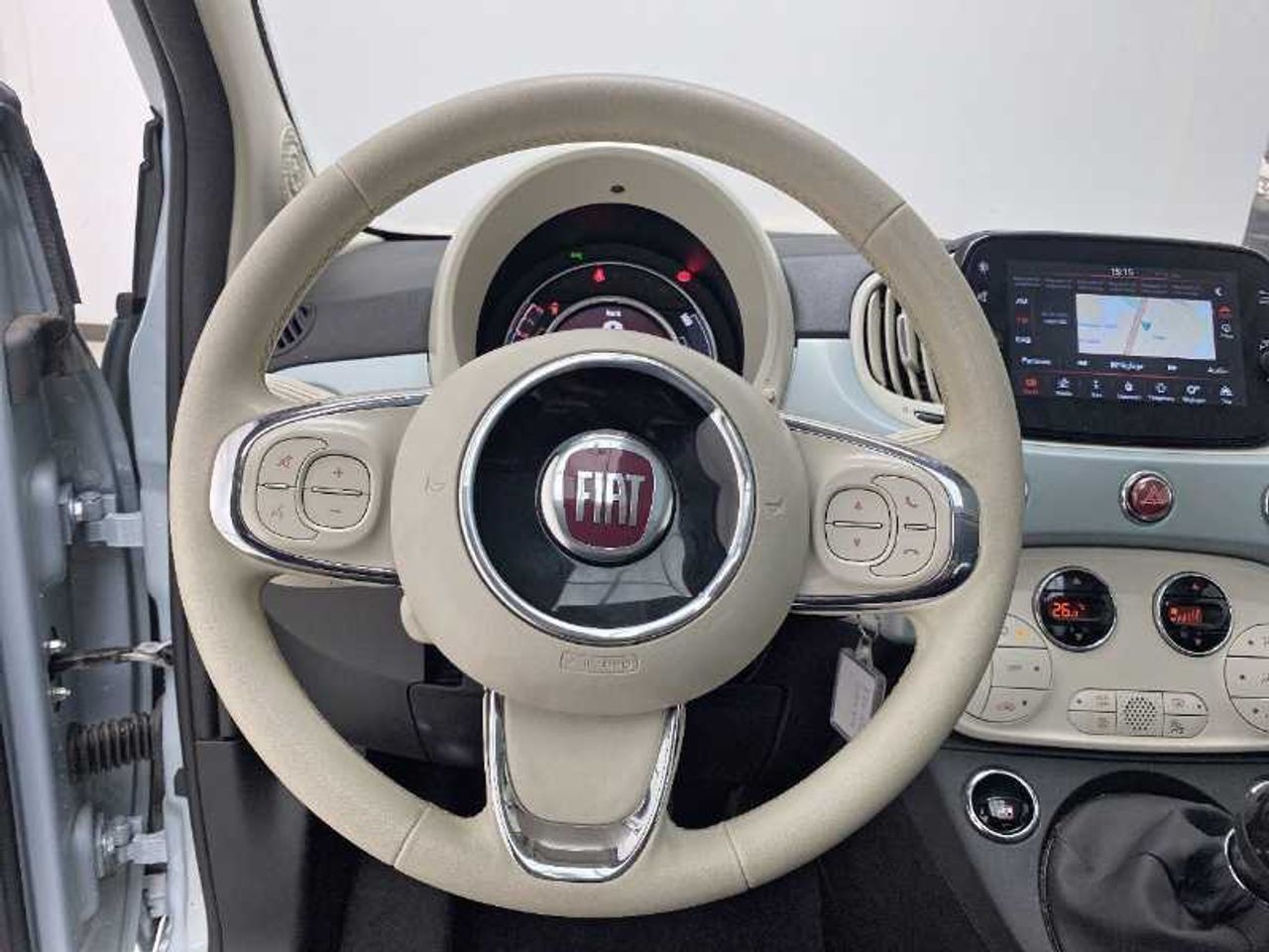 Fiat 500 FIAT  1.0 Hybrid 51kw (70CV) Dolcevita 28