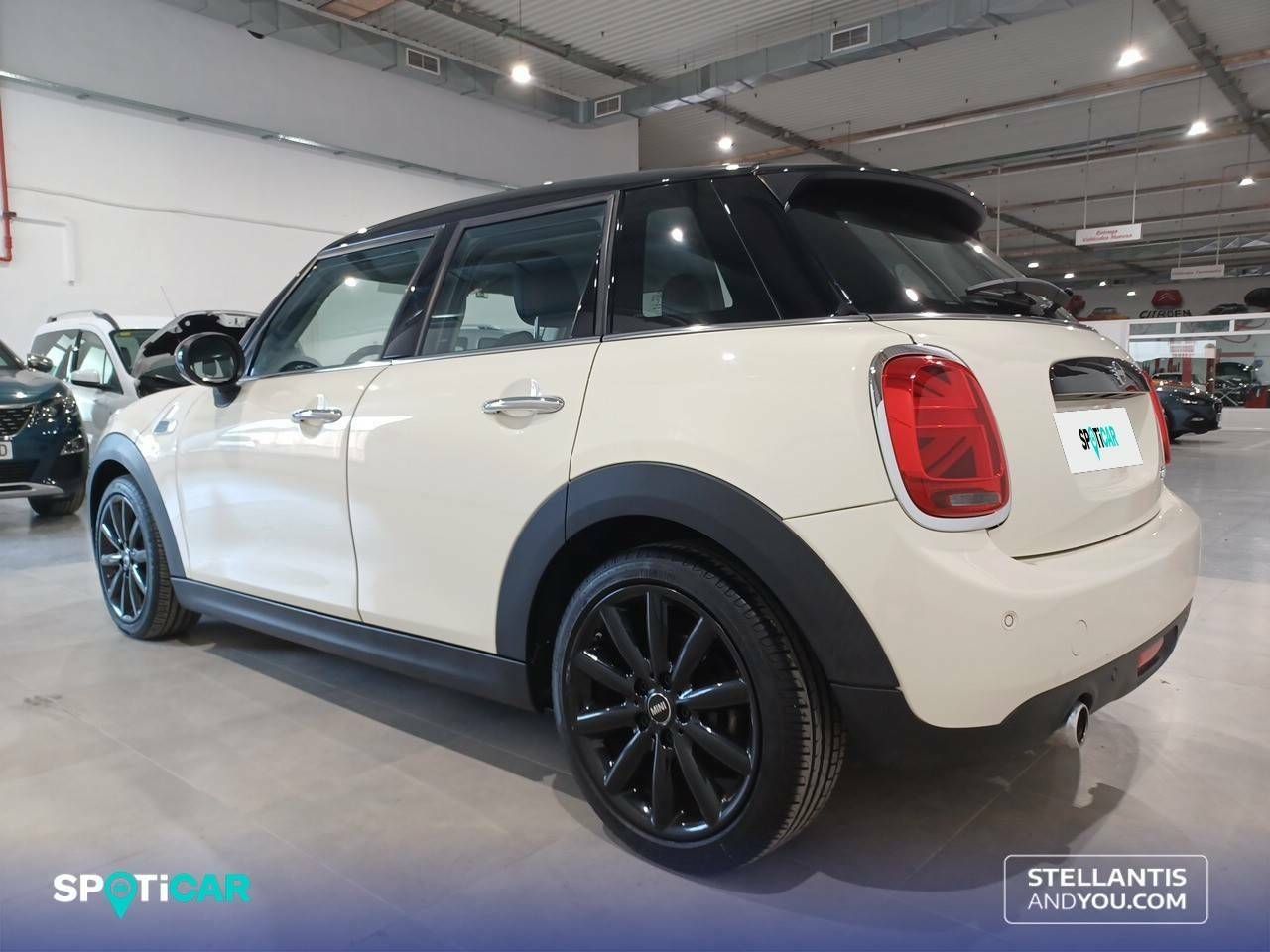 MINI Cooper   5 PUERTAS COOPER 13