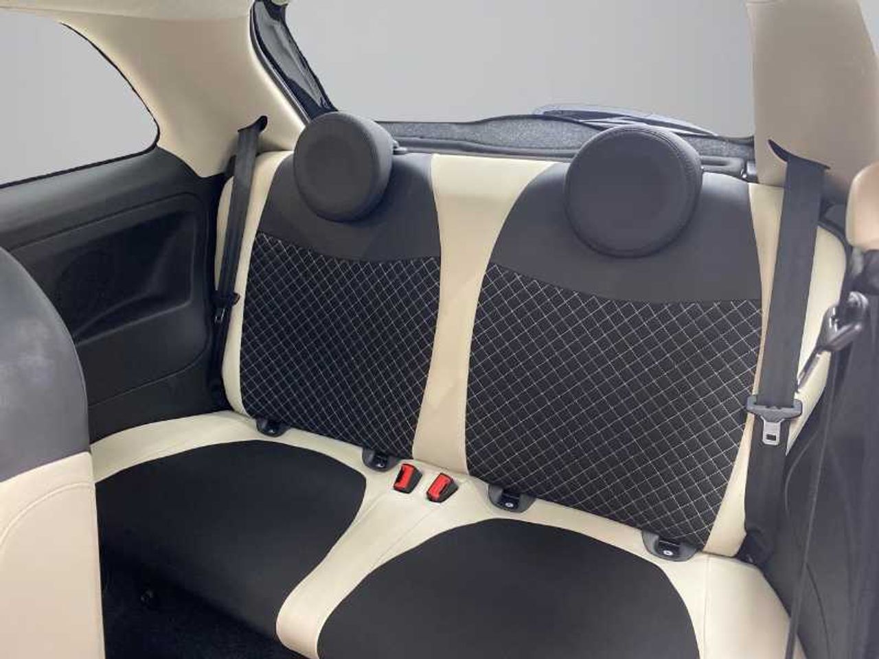 Fiat 500 FIAT  1.0 Hybrid 51kw (70CV) Dolcevita 17