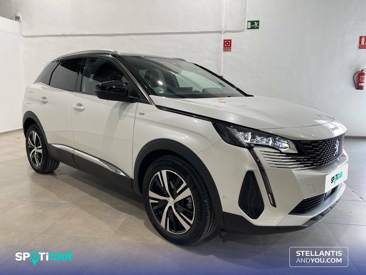 Peugeot 3008  1.5 BlueHDi 96kW S&S  EAT8 GT 5