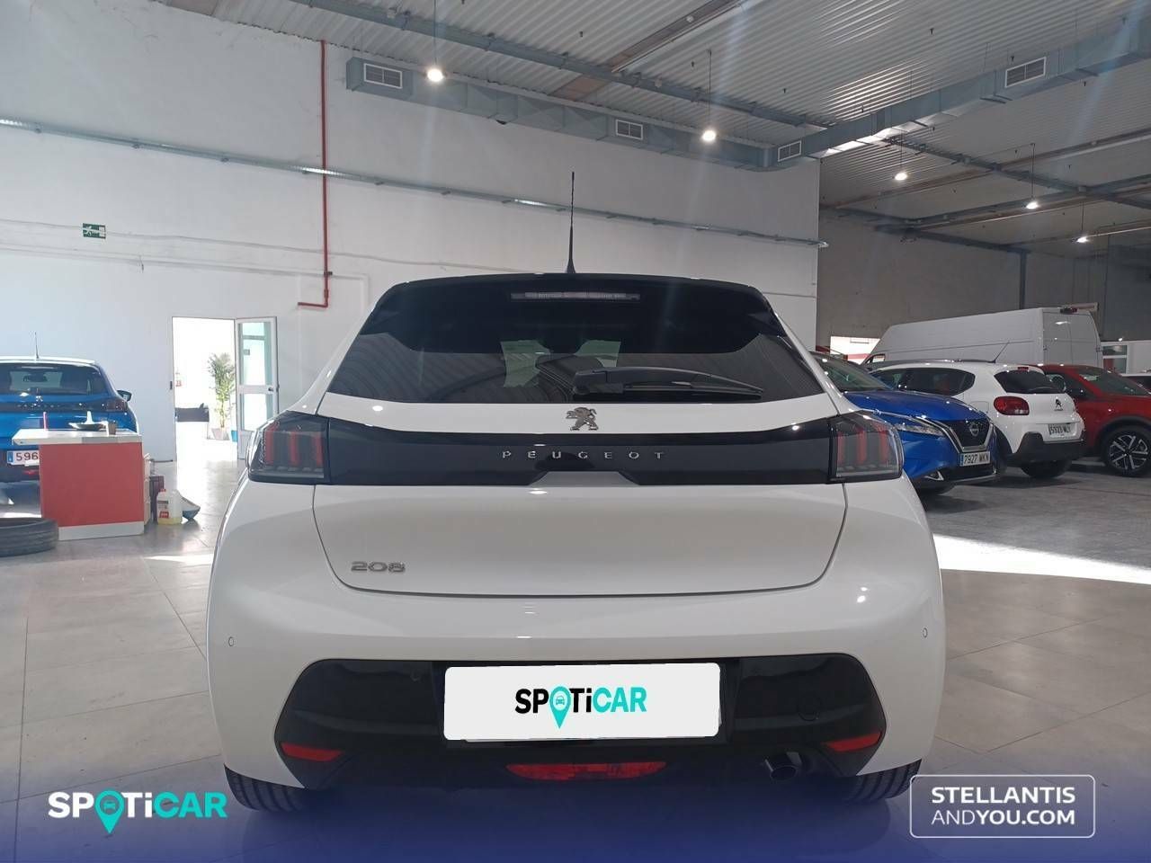 Peugeot 208  PureTech 73kW (100CV) Allure Pack 9