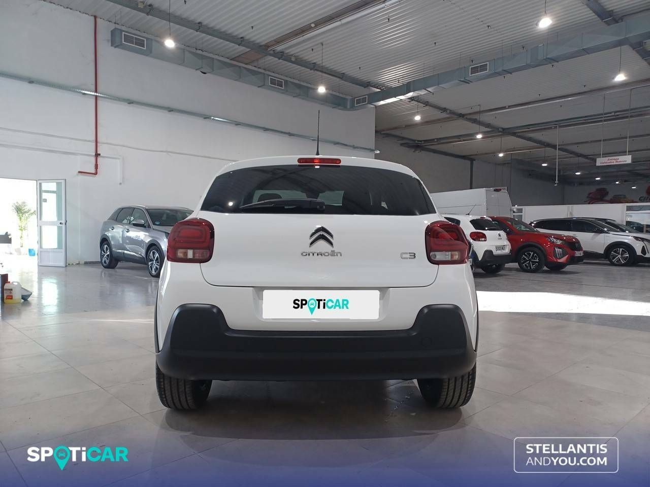 Citroën C3  PureTech 81KW (110CV) Max 9