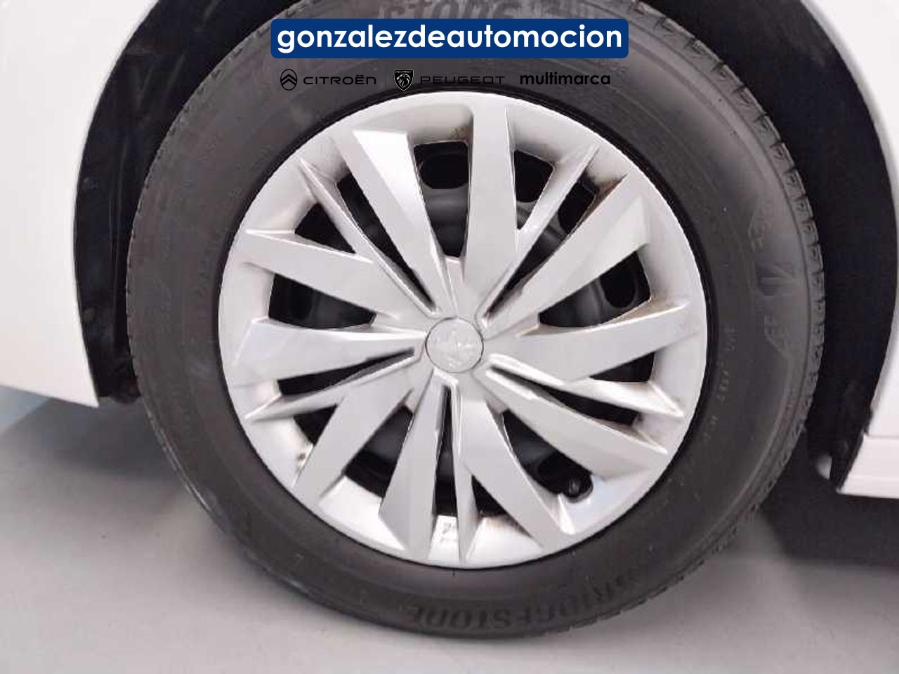 12_ef41de30-6c8e-466e-bb85-8e4b60103cd2.jpg