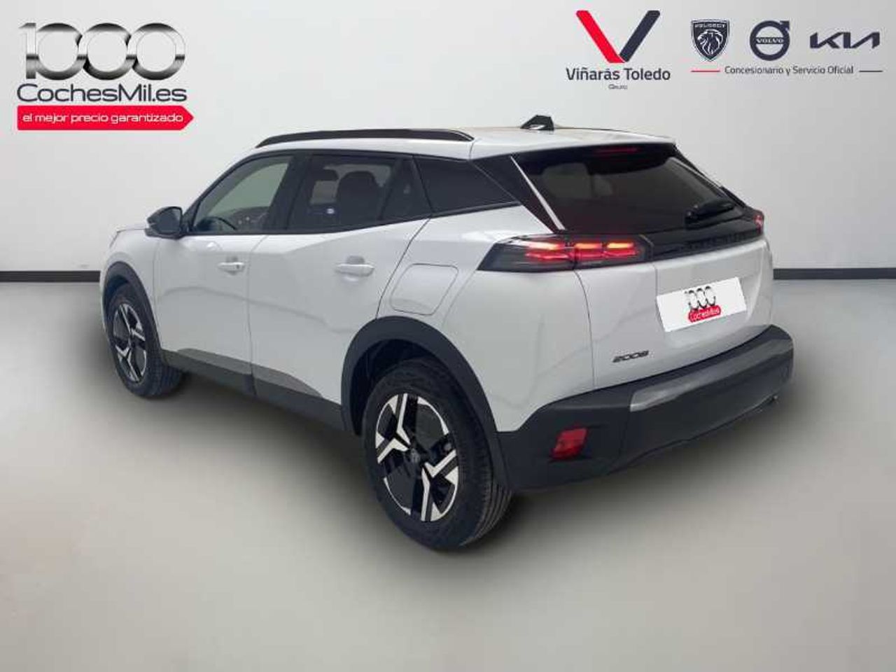 Peugeot 2008 NSUV  Allure Gasolina 100 S&S 6 Vel. MAN 3