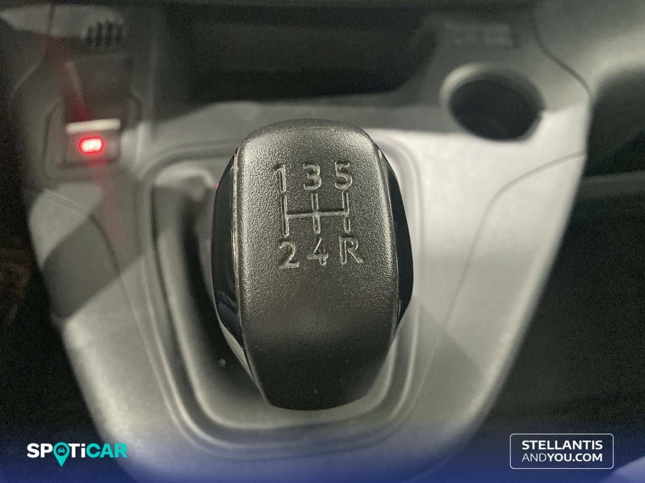 Peugeot 3008  1.2 100KW  eDCS6 Allure 7