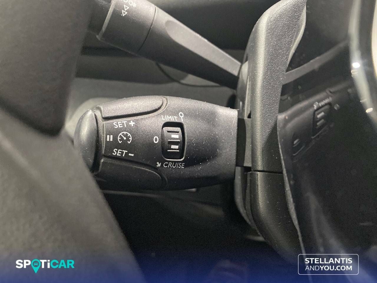 Peugeot 3008  1.2 100KW  eDCS6 Allure 24