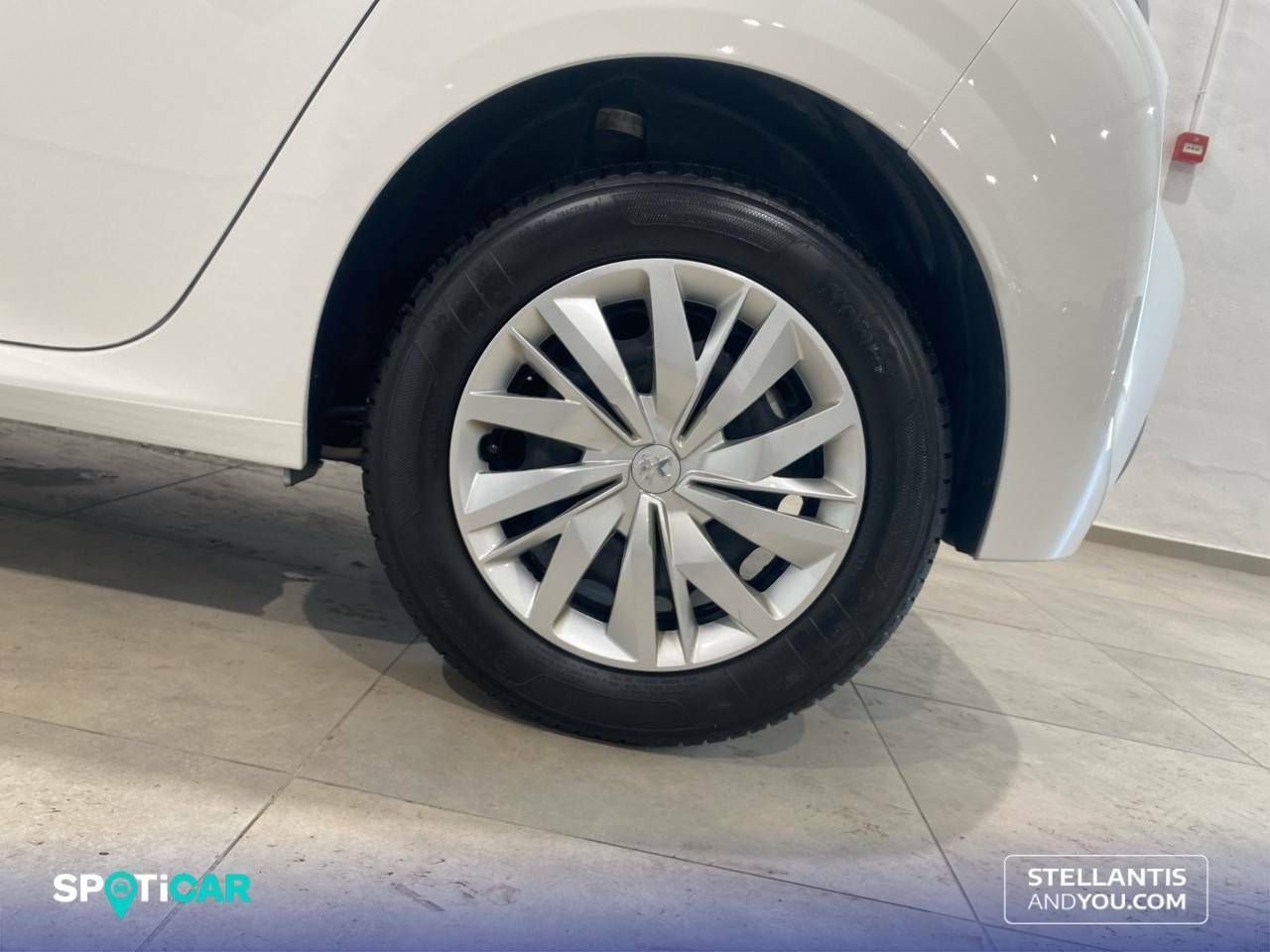 Peugeot 208  BlueHDi 73kW (100CV) Active 18