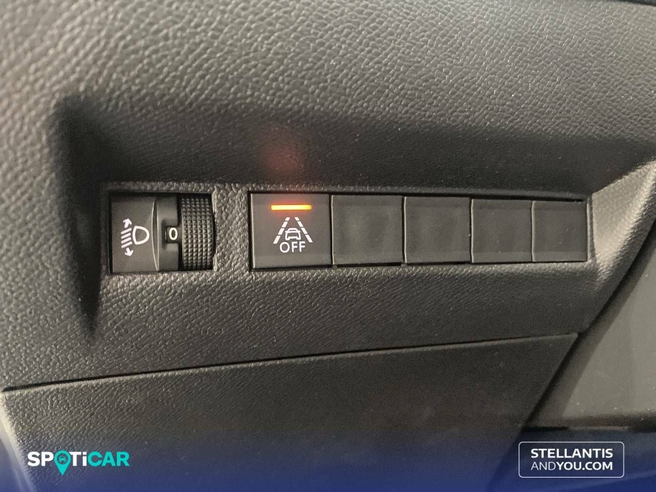 Peugeot 208  BlueHDi 73kW (100CV) Active 22