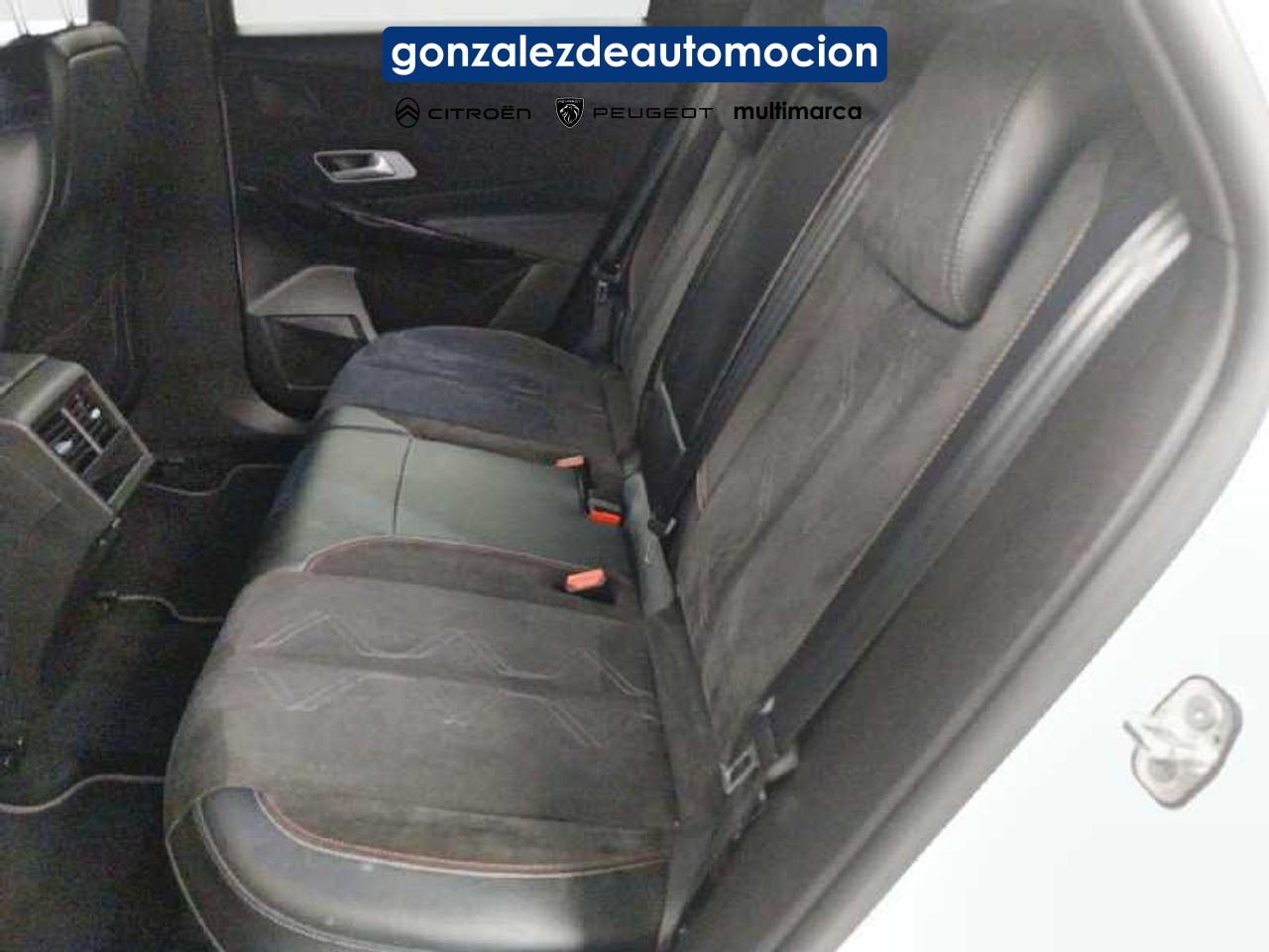 12_3bd41cb1-fb59-4596-be22-a9309c7e2811.jpg