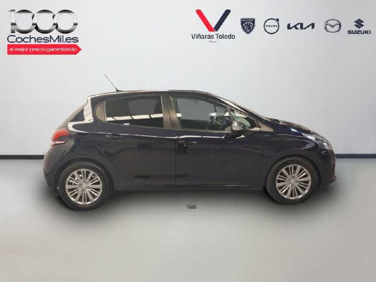 Peugeot 208 5P SIGNATURE BLUEHDI 100 9