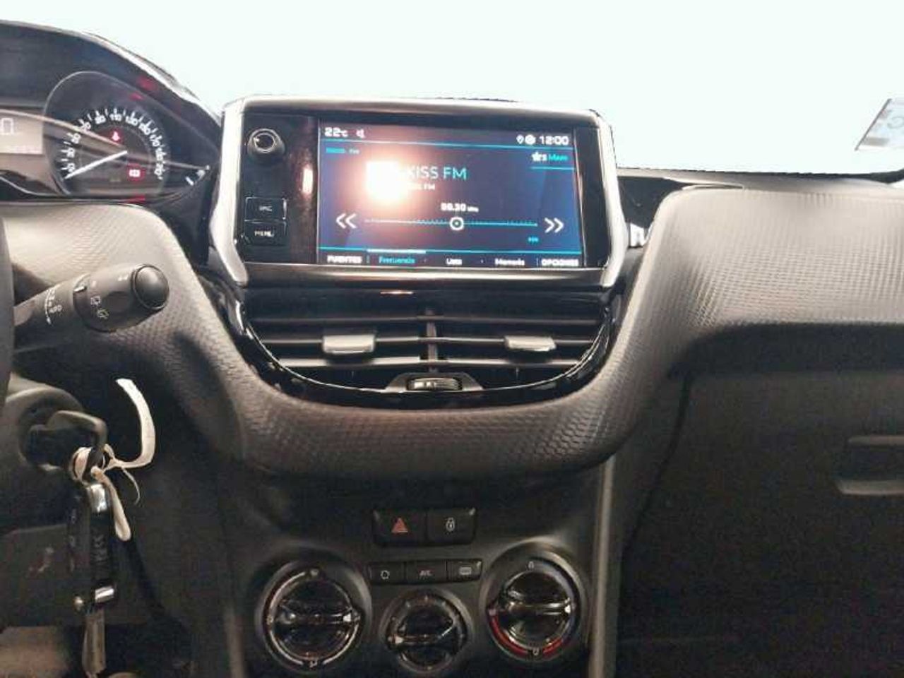 Peugeot 208 5P SIGNATURE BLUEHDI 100 24