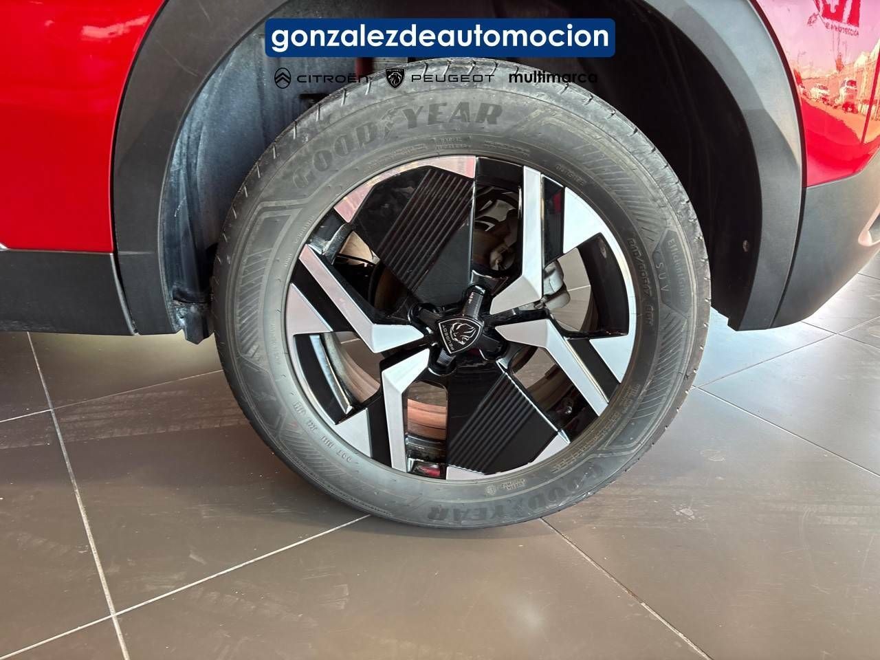 Peugeot 2008   Puretech 100 S&S 6 Vel. MAN Allure 18
