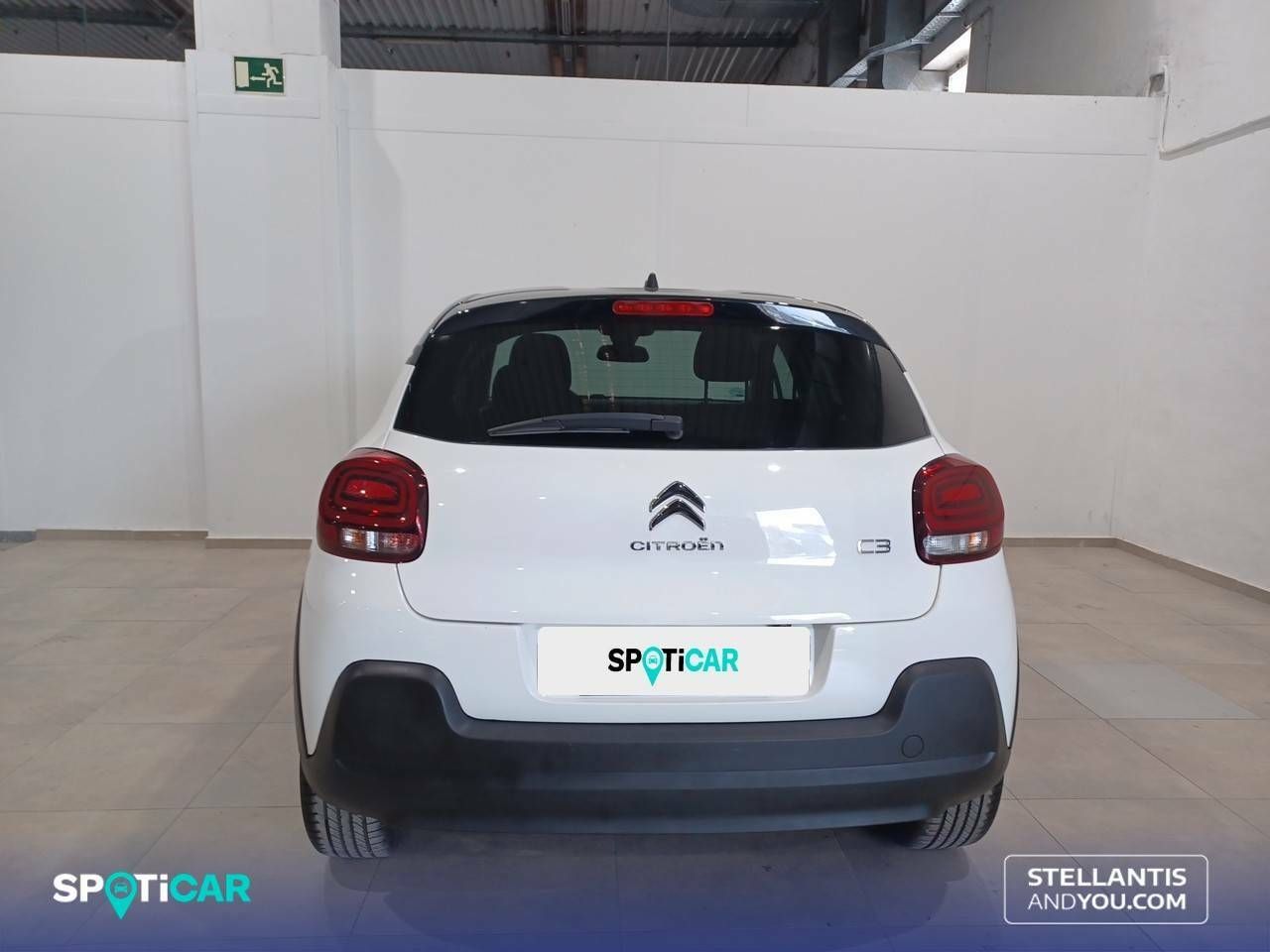 Citroën C3  BlueHDi 75KW (100CV) S&S Shine 9