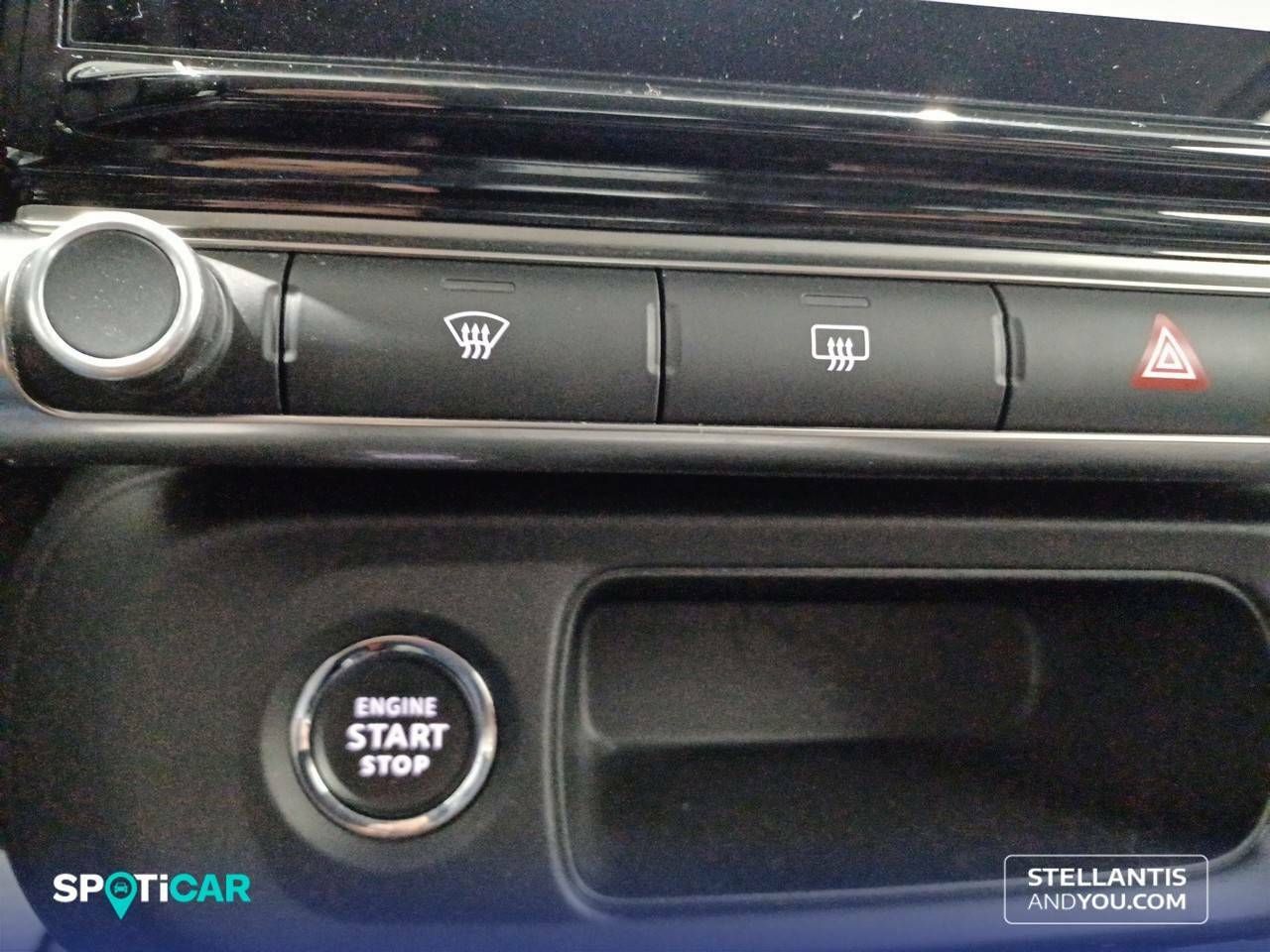 Citroën C3  BlueHDi 75KW (100CV) S&S Shine 28