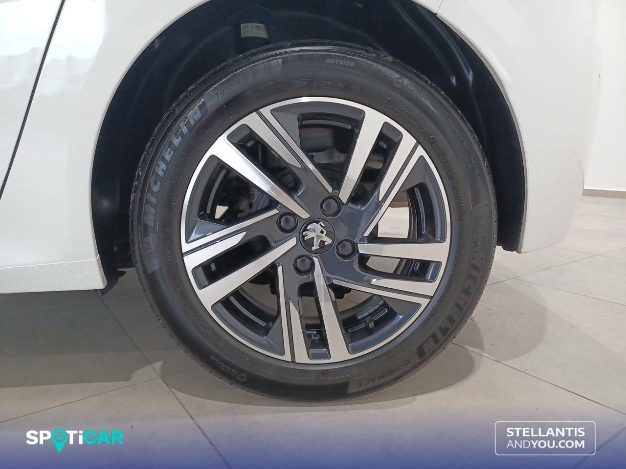 Peugeot 208  PureTech 55kW (75CV) Active Pack 18