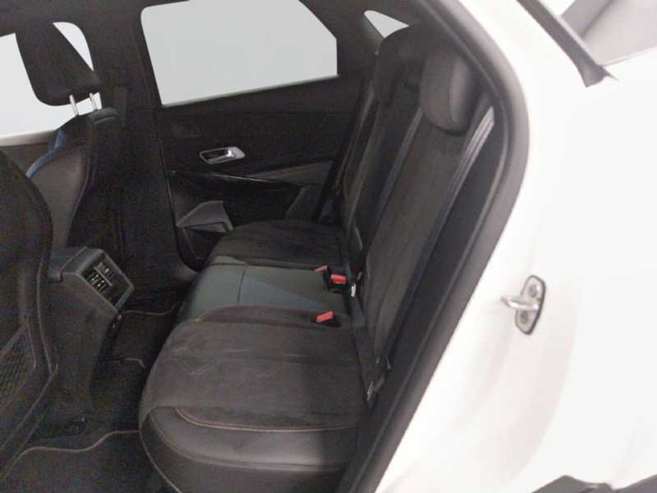 DS Automobiles DS 7 DS 7 CROSSBACK Puretech 130 Automático PERFORMANCE LINE 17