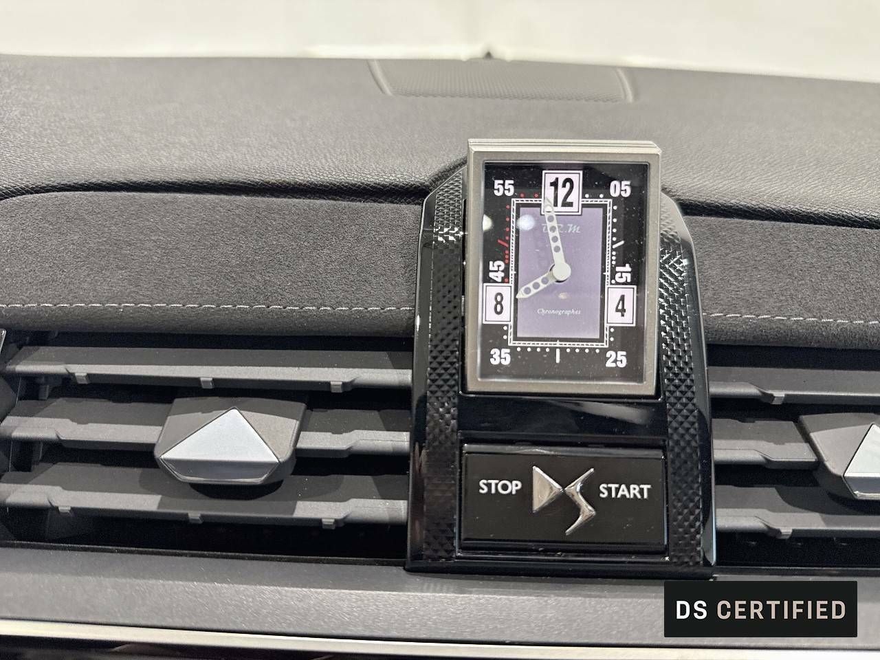 DS Automobiles DS 7  PureTech 132kW (180CV) Auto. PERF.LINE Performance Line 28
