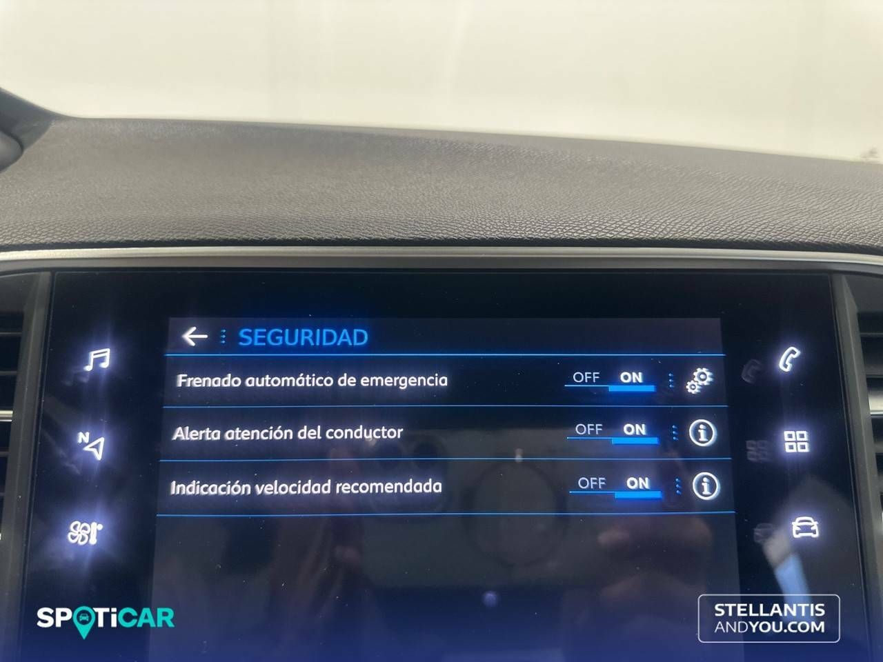 Peugeot 308  5p  PureTech 130 S&S Allure 28