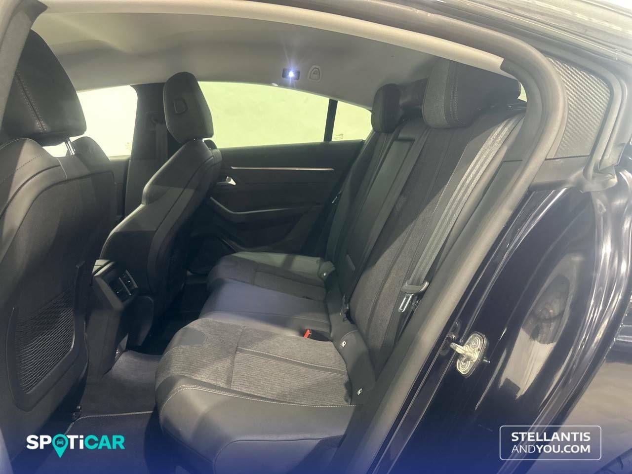 Peugeot 508  5P  BlueHDi 130 S&S EAT8 Allure Pack 17