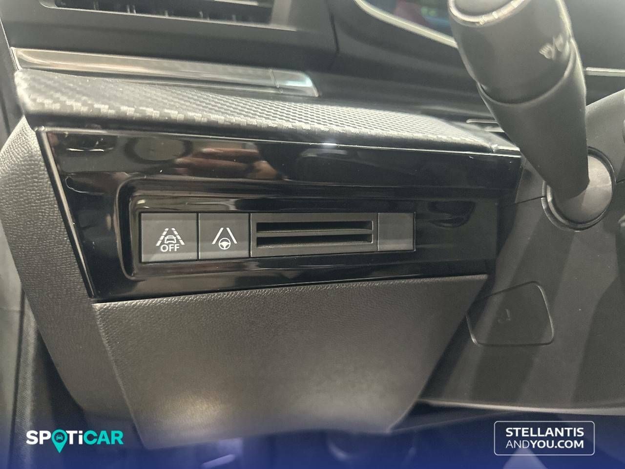 Peugeot 508  5P  BlueHDi 130 S&S EAT8 Allure Pack 26